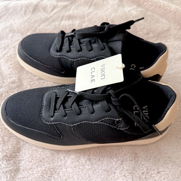 NWT Vuori x CLAE Malone Lite Sneakers Black Gold Unisex Size 7 - Picture 9 of 11